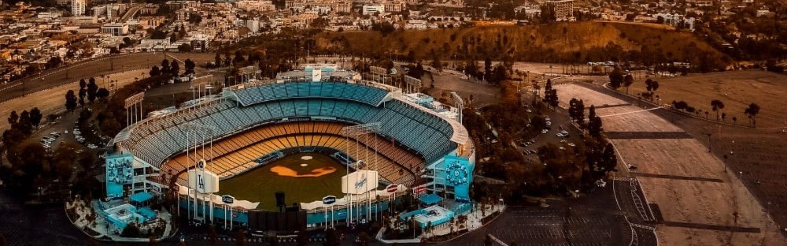The Ultimate Guide to Hotels Near Dodger Stadium With Free Parking