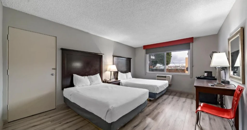 The Ultimate Guide to Hotels Near Dodger Stadium With Free Parking